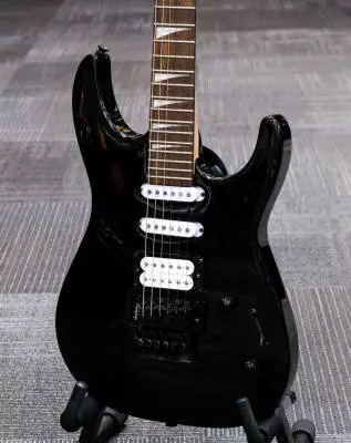 Jackson Guitars - X Series Dinky DK3XR HSS, Laurel Fingerboard - Gloss Black